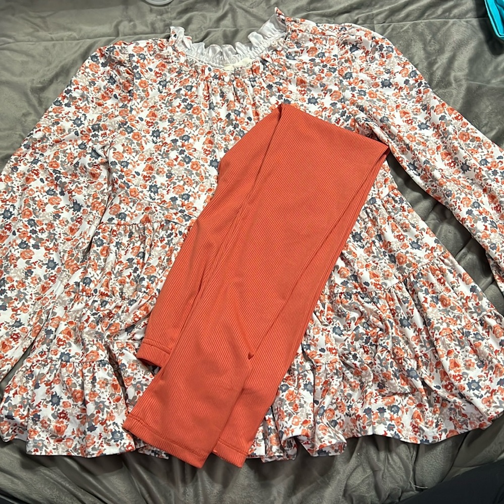 Mabel Honey size 12 long sleeve floral tunic set
